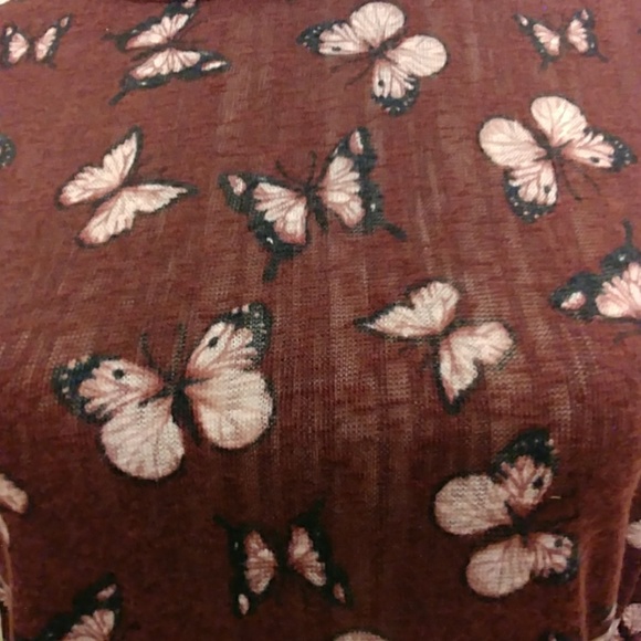 Springfield Butterfly Hi Low L/S Top - Picture 2 of 6